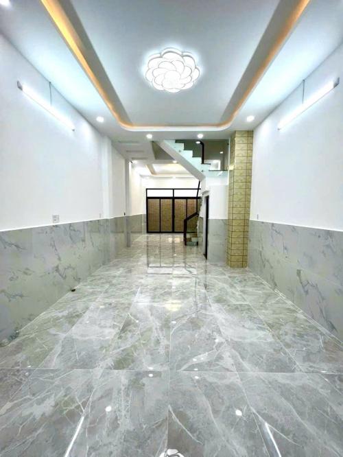 Nhà đẹp Tân Bình, hẻm xe hơi, 2 tầng BTCT 70m², chỉ 7.2 tỷ!